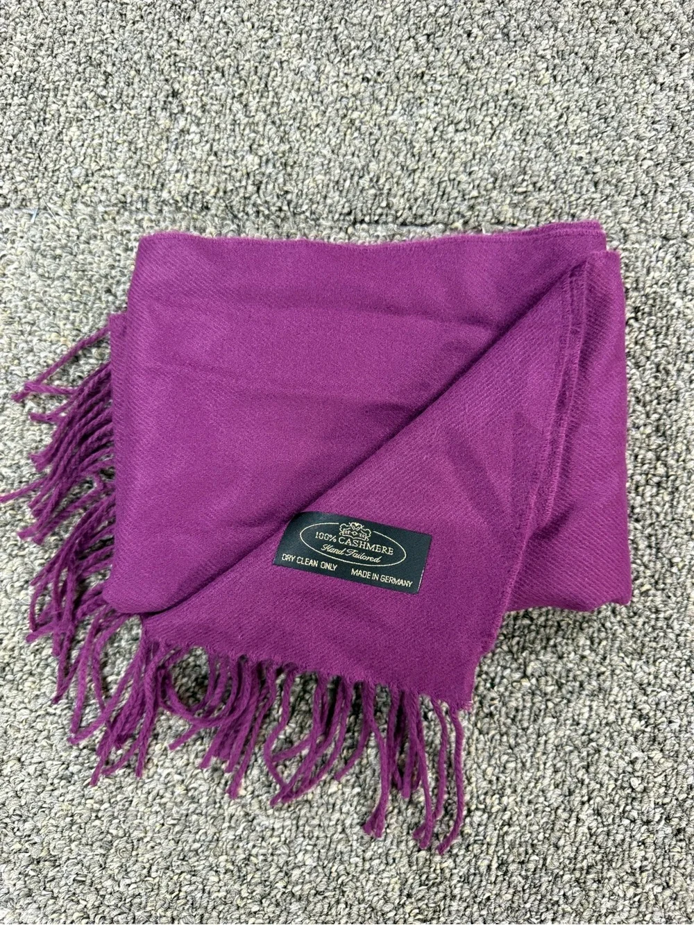 Hand Tailored 100% Cashmere Fringe Scarf Purple Magenta Made in Germany⁠